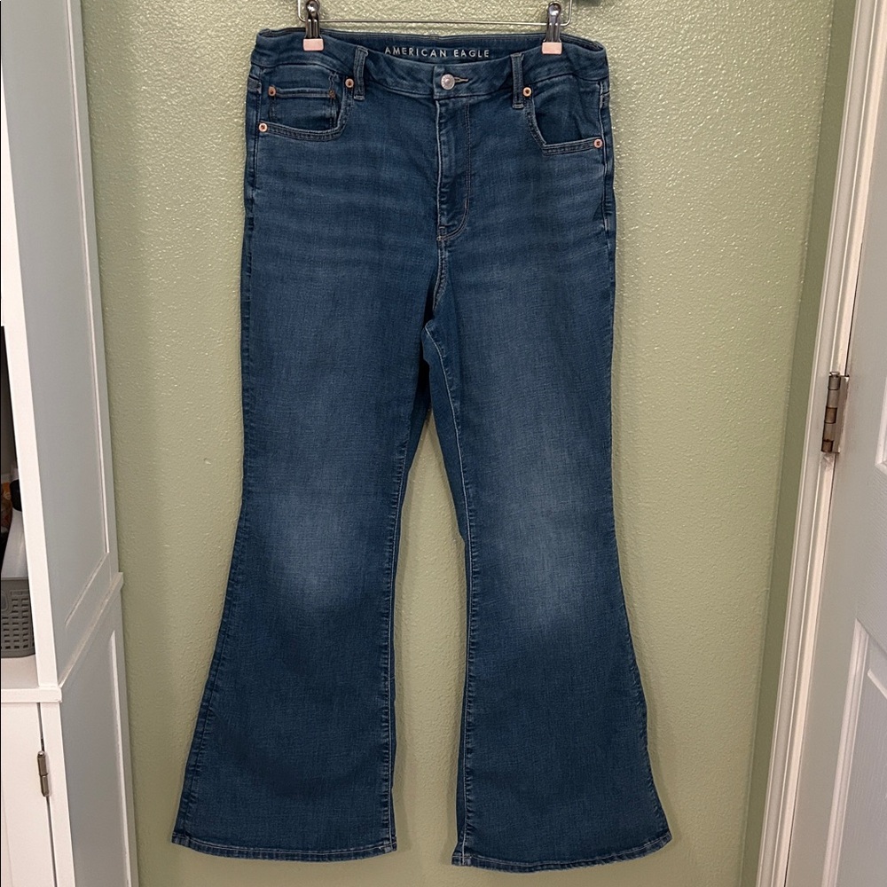 American Eagle Outfitters Curvy Super High-Rise
